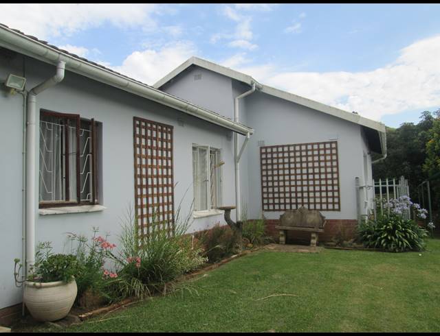 3 BEDROOM FREEHOLD SOLD IN HOWICK NORTH